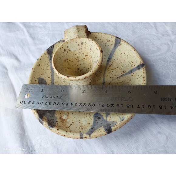 Vintage studio pottery candle holder with handle speckled glaze with blue motif - Picture 7 of 7